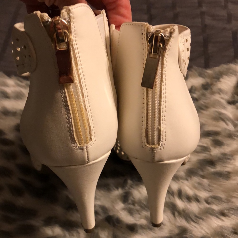 White Sandals - Picture 4 of 7